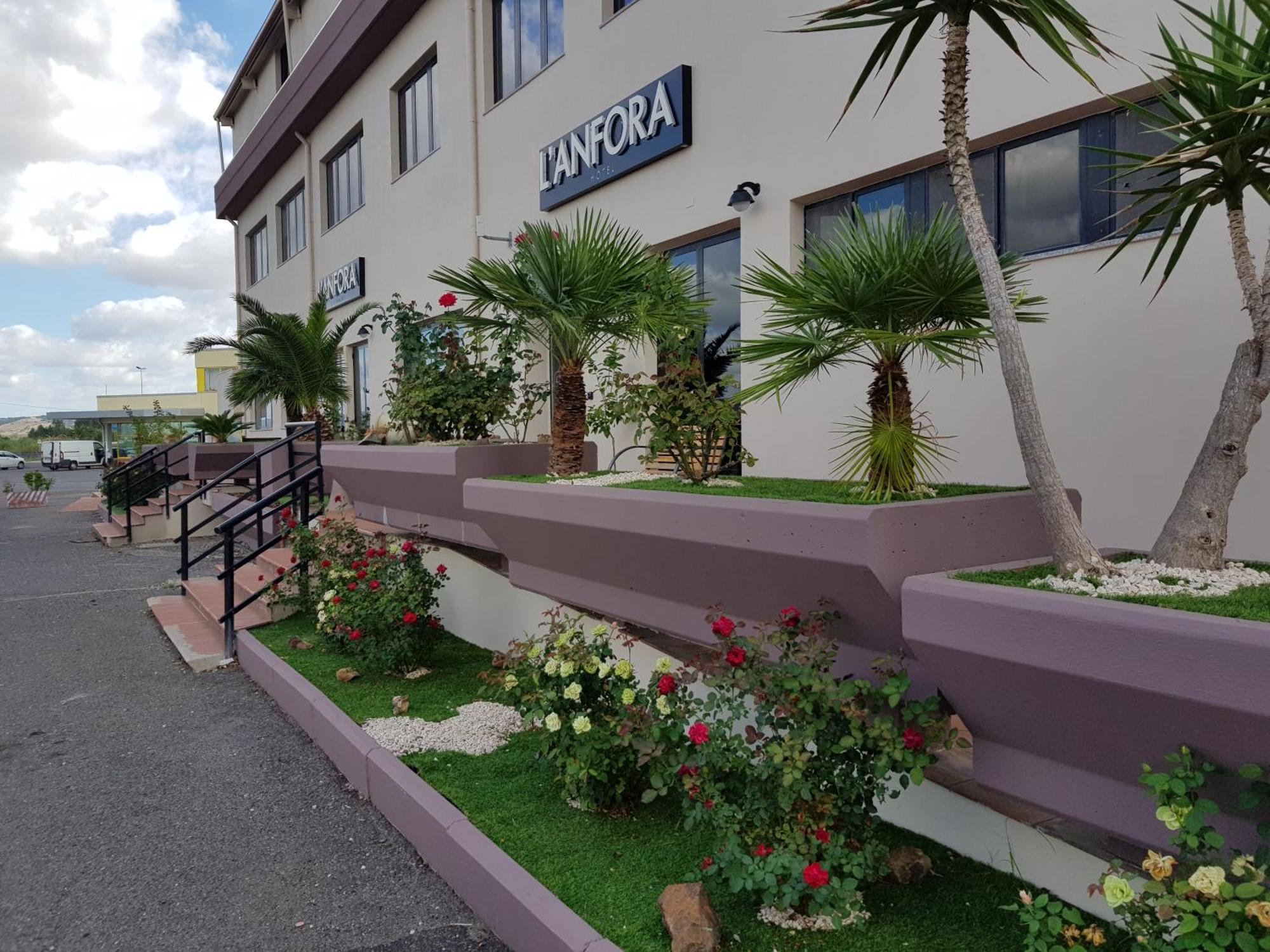 Hotel L Anfora Tramatza Exterior foto